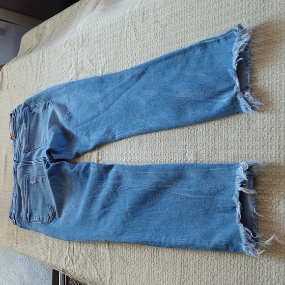 Zara high rise straight crop leg distressed jeans size 4 - Picture 3 of 14
